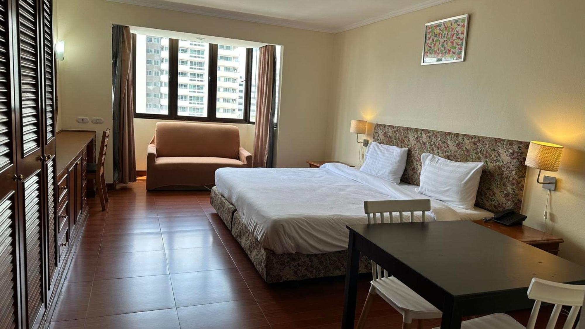 Omni Tower Sukhumvit Soi 4 Direct Apartment Bangkok Ngoại thất bức ảnh