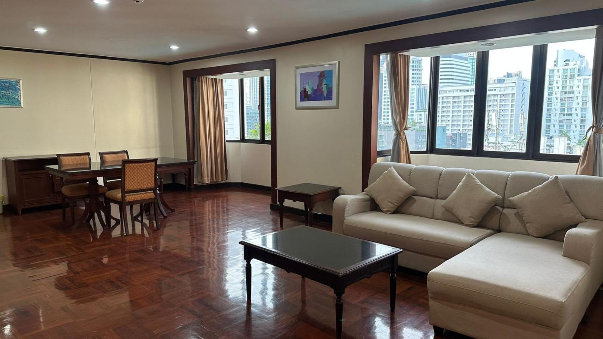 Omni Tower Sukhumvit Soi 4 Direct Apartment Bangkok Ngoại thất bức ảnh