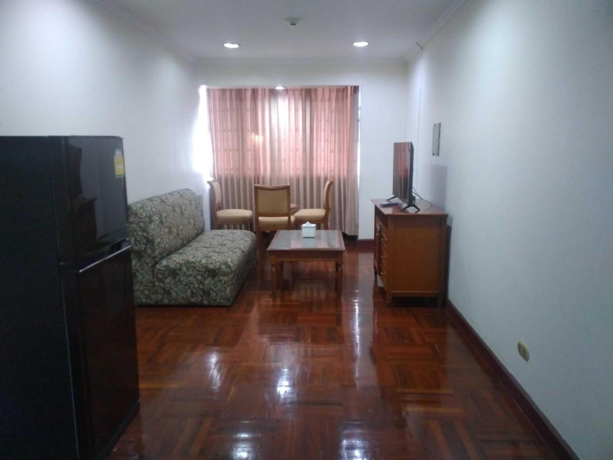 Omni Tower Sukhumvit Soi 4 Direct Apartment Bangkok Ngoại thất bức ảnh