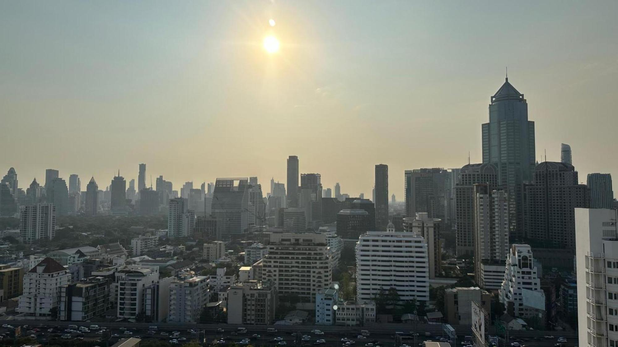 Omni Tower Sukhumvit Soi 4 Direct Apartment Bangkok Ngoại thất bức ảnh