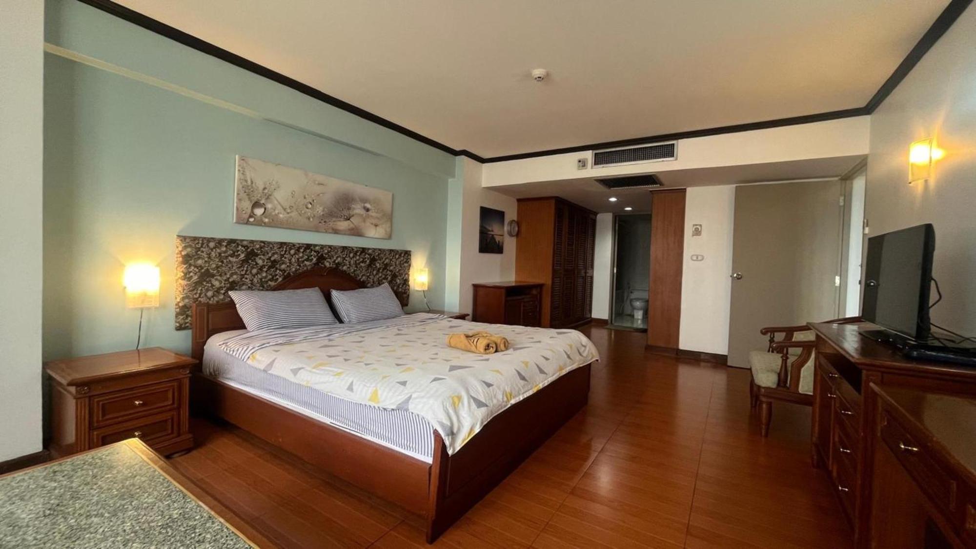 Omni Tower Sukhumvit Soi 4 Direct Apartment Bangkok Ngoại thất bức ảnh
