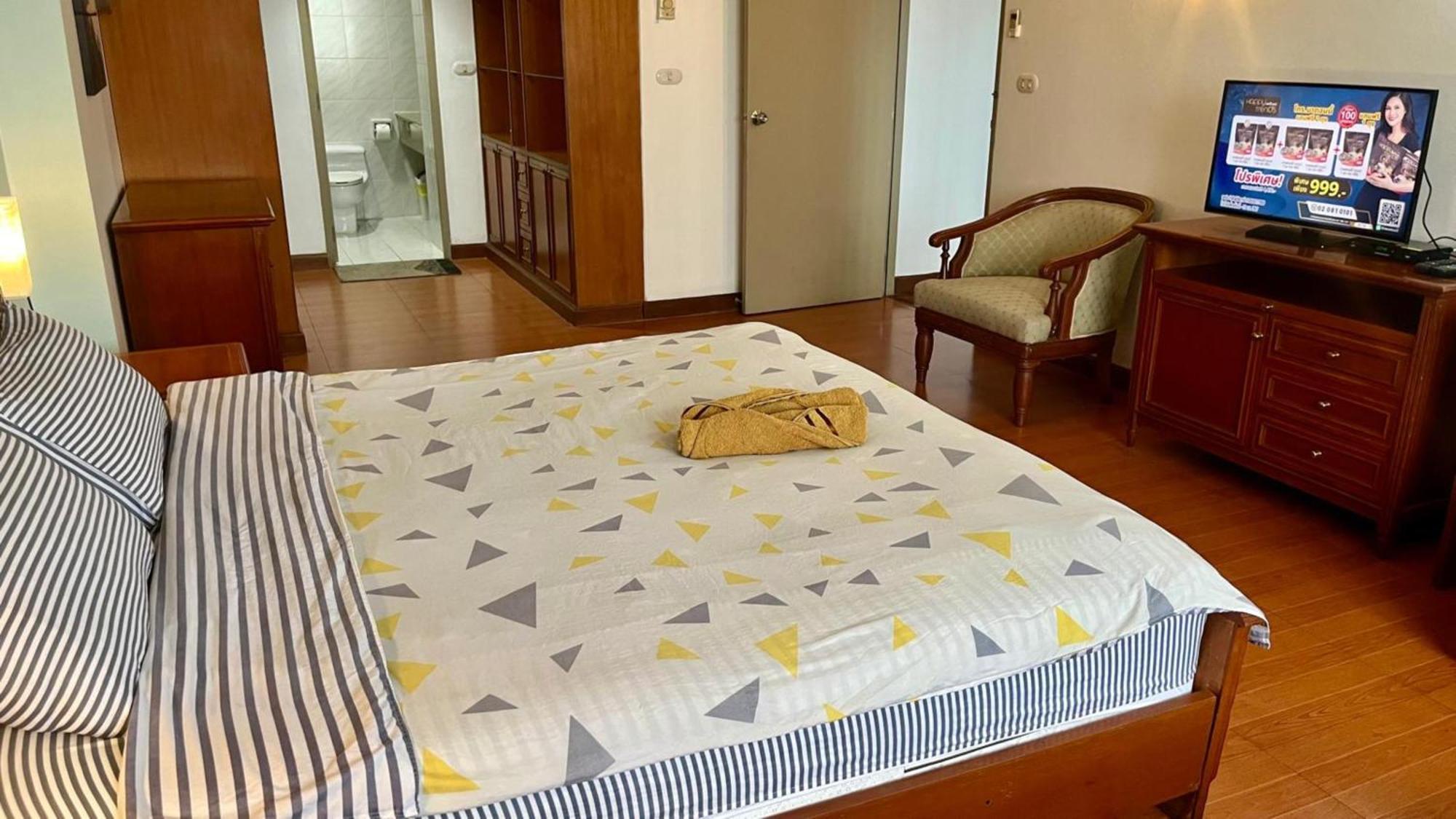Omni Tower Sukhumvit Soi 4 Direct Apartment Bangkok Ngoại thất bức ảnh