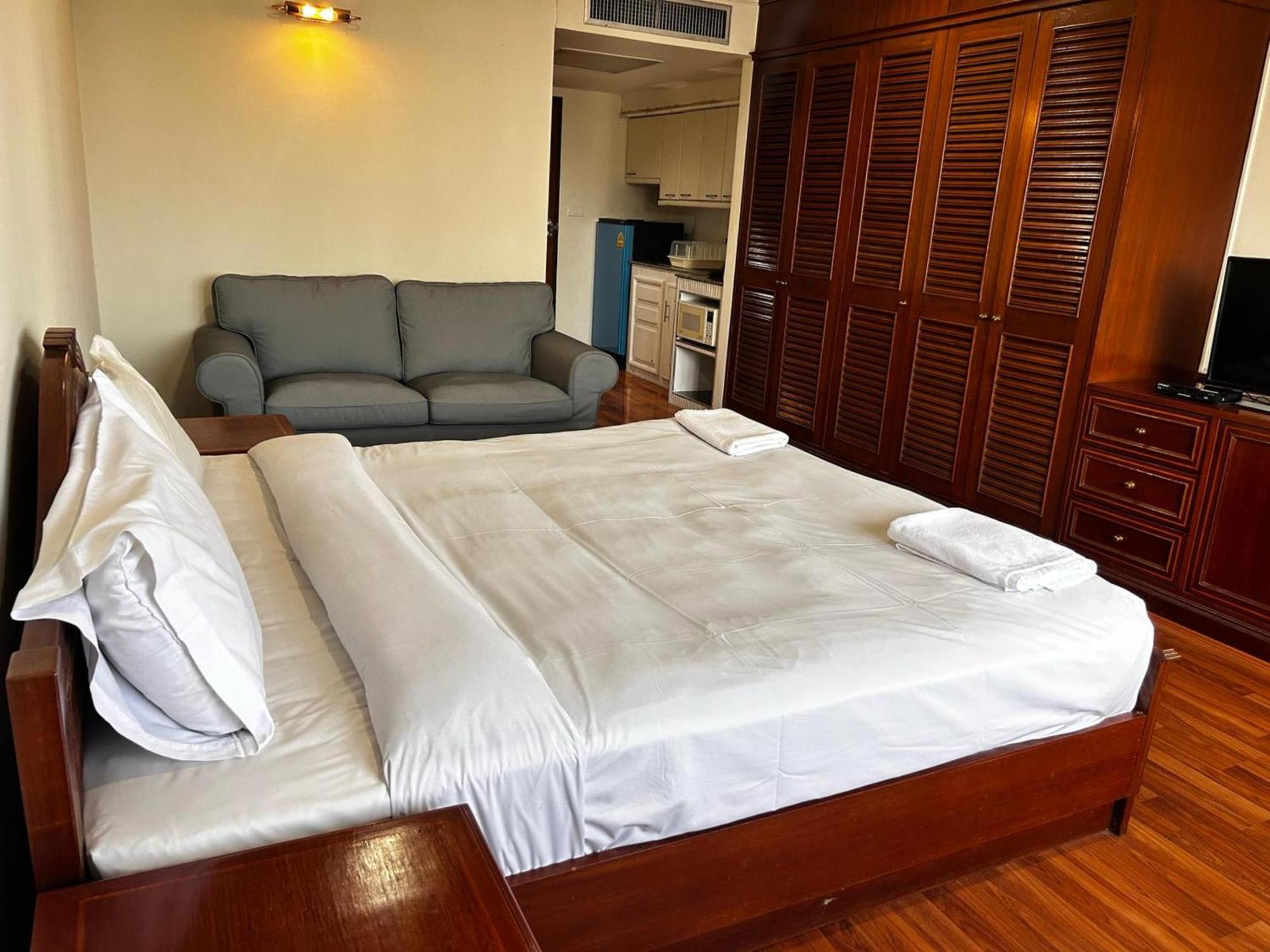Omni Tower Sukhumvit Soi 4 Direct Apartment Bangkok Ngoại thất bức ảnh
